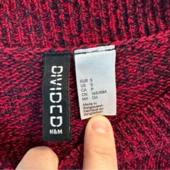 Divided By H & M | Red & Black Fleck Long Sleeves Crewneck Sweater Size Small - Picture 5 of 6